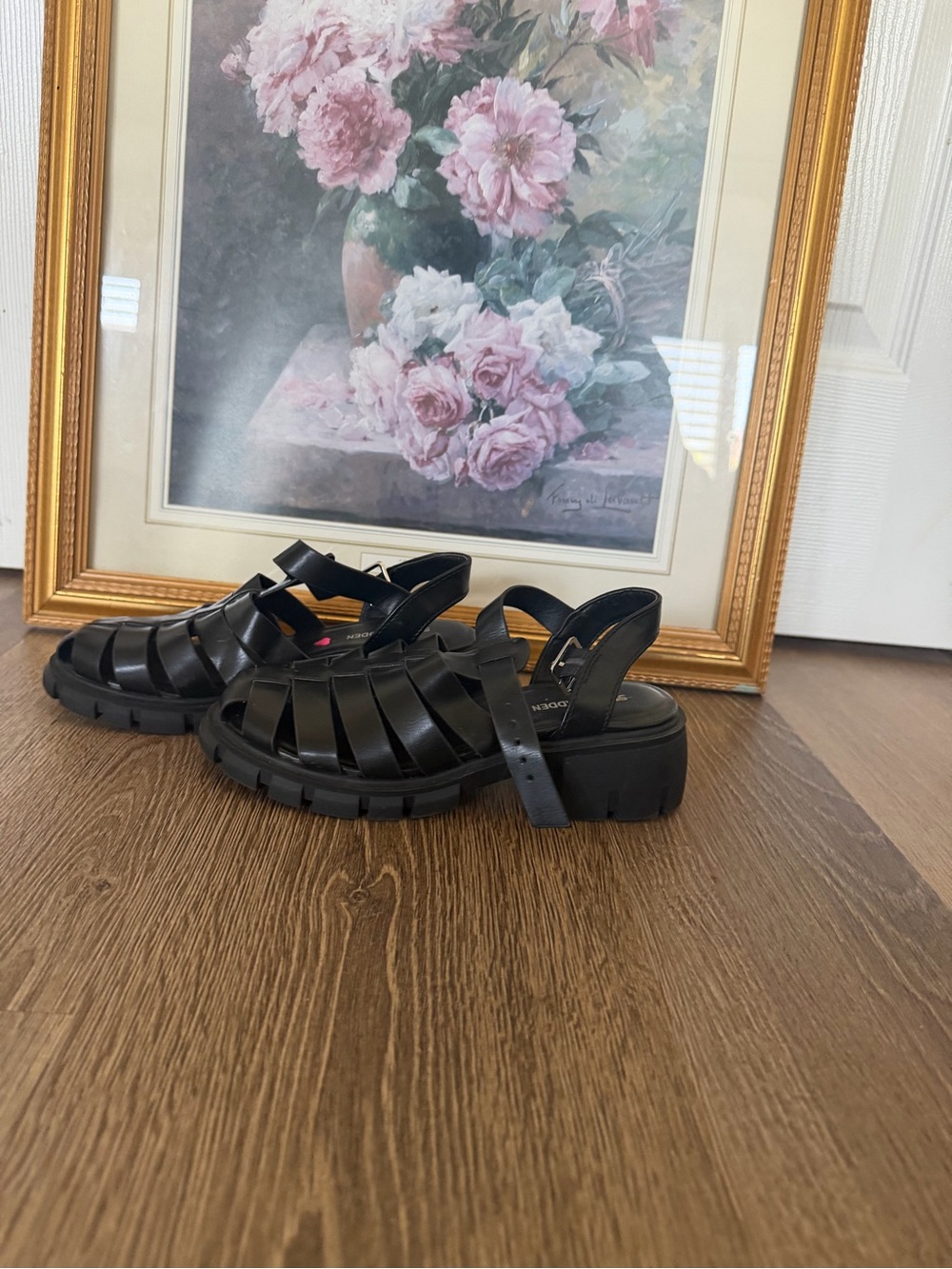 Steve Madden Black Chunky Fisherman Sandals for Kids